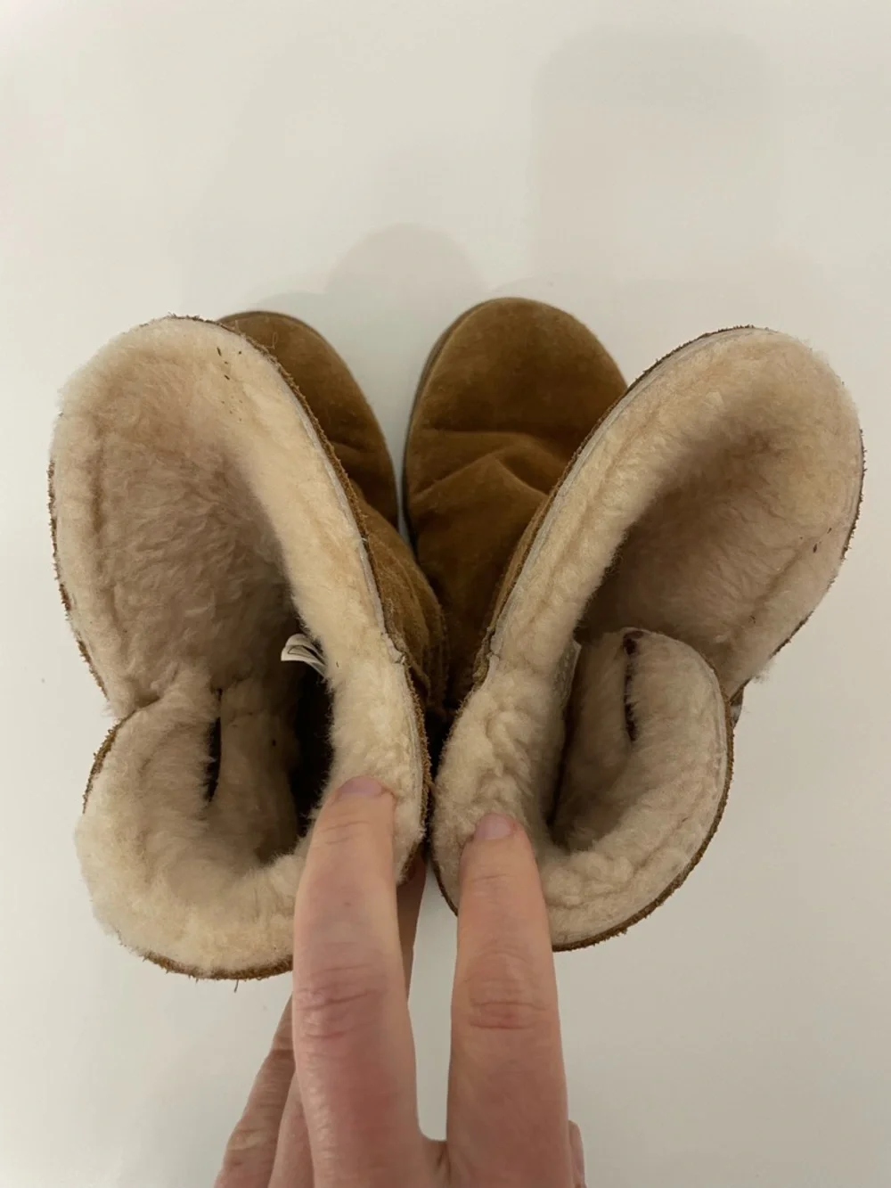 UGG Constantine Suede Shearling Boot, size 9